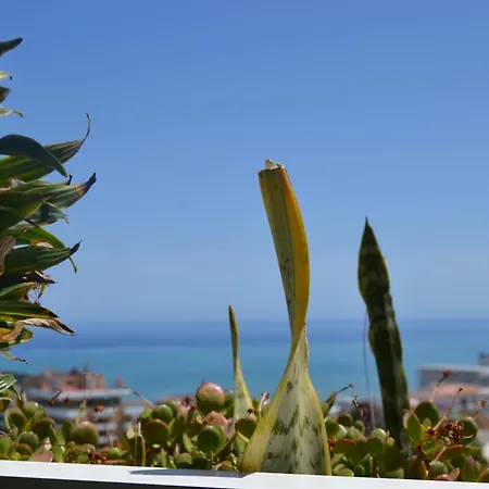 Light-filled With Sea Views * 토레몰리노스